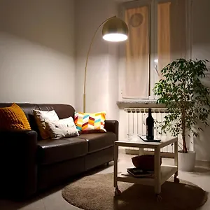 Appartamento A Casa Di Pizz - Bilocale Con Posto Auto, Savona